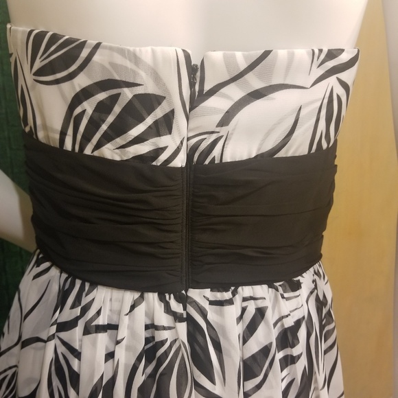White House Black Market dress size 6 - Picture 3 of 8